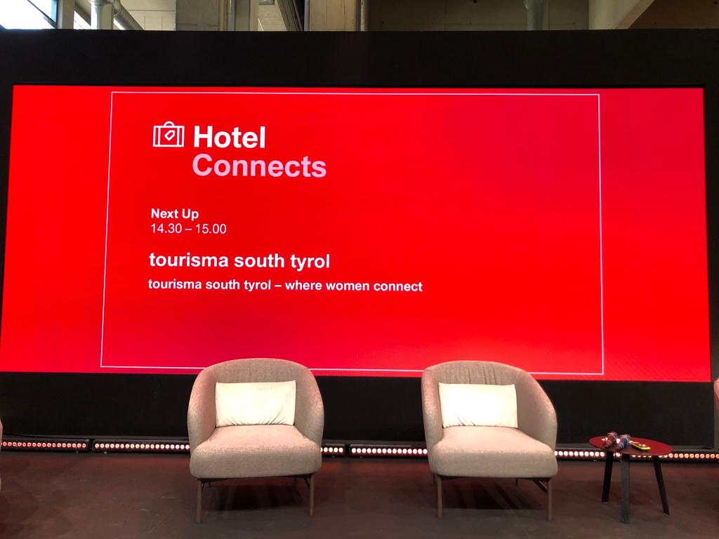 news hotel
